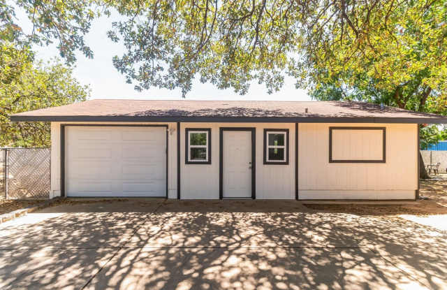 124 E Castlebriar Drive photos photos