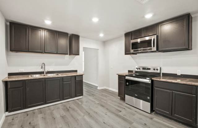 2202 Perez photos photos