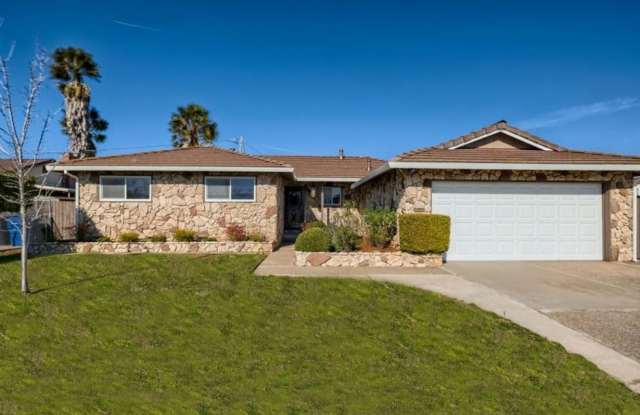 NICE HOME IN SACRAMENTO!! photos photos
