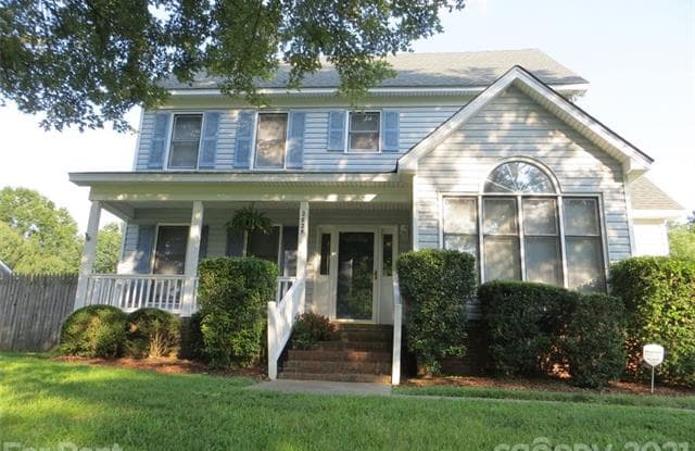 2625 Sloan Drive - 2625 Sloan Drive, Charlotte, NC 28208