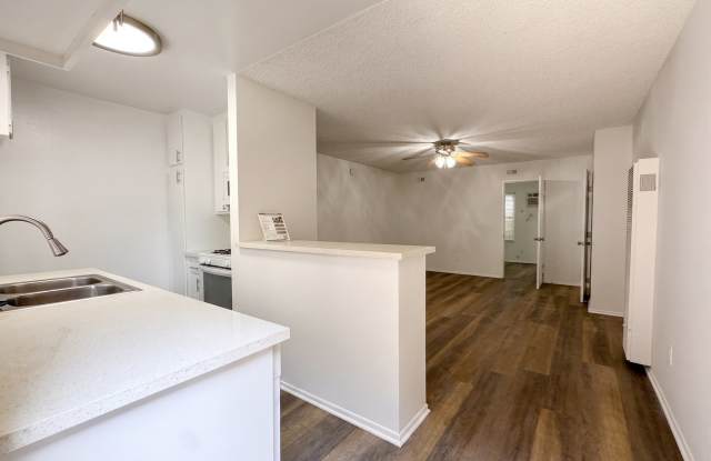 6736 Cleon Ave photos photos
