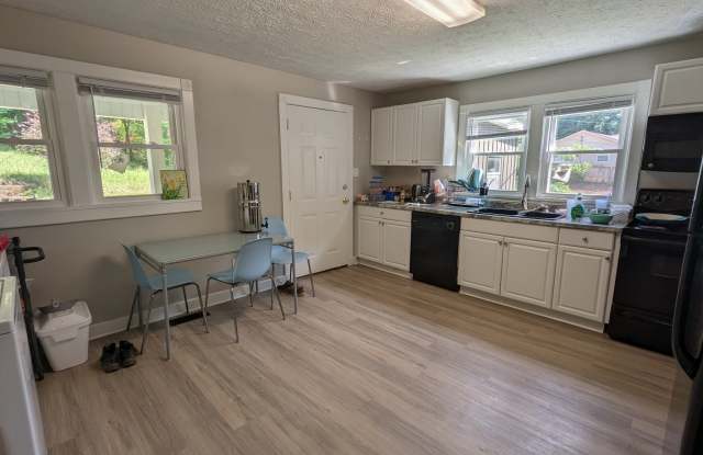 1958 Kim Watt Drive - 1958 Kim Watt Drive, Knoxville, TN 37909 1958 Kim Watt Drive - 1958 Kim Watt Drive, Knoxville, TN 37909