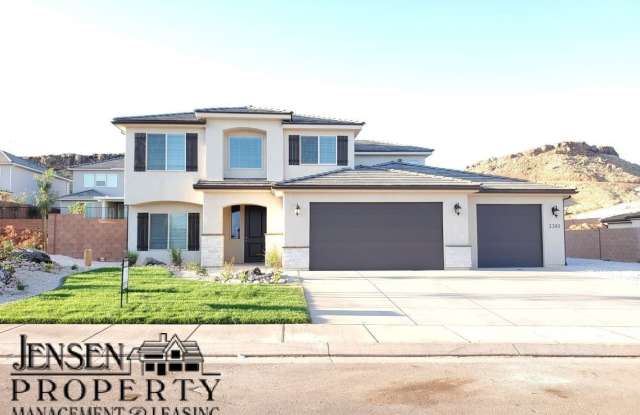 3340 East Tanoak Drive Gallery 3