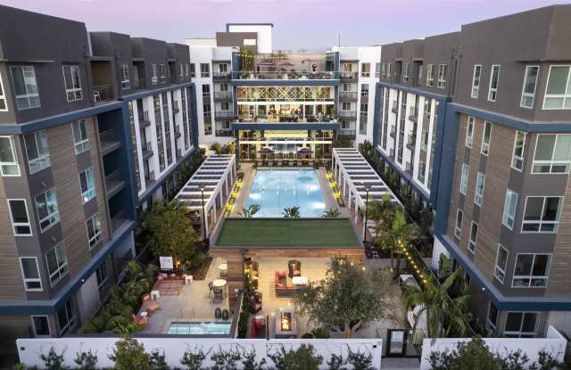 Broadstone Edition photos photos
