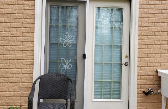 9516 KINGSWOOD COURT Gallery 3
