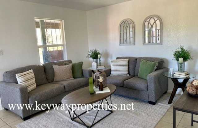 1809 Girard Blvd SE photos photos