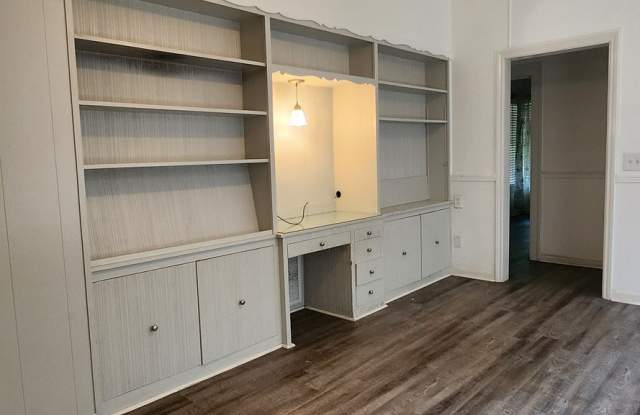 3901 Forest Gallery 3
