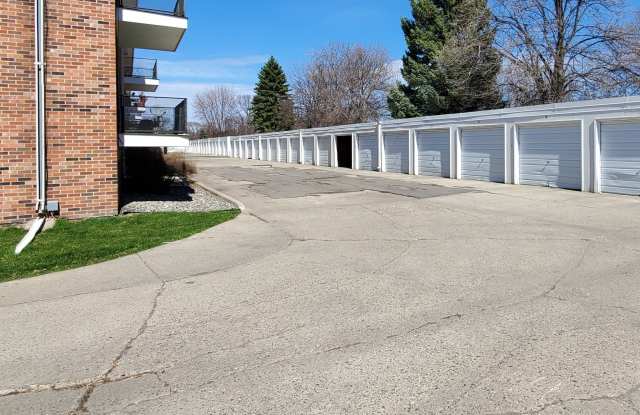 402 30th Avenue North - 16 photos photos