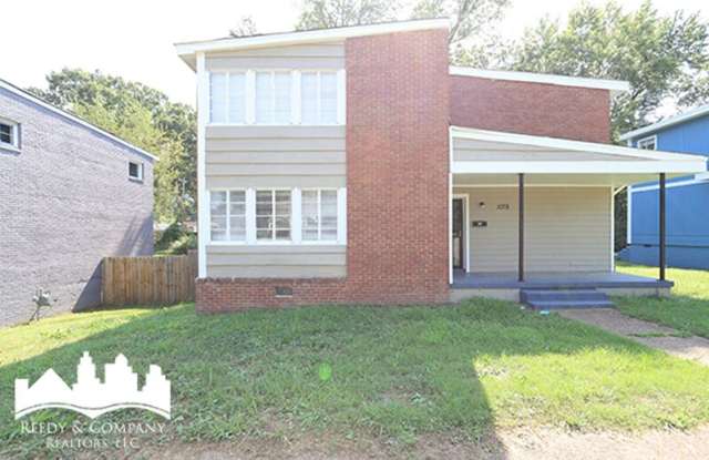 1080 N Evergreen St photos photos