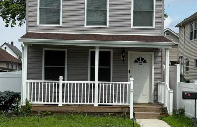296 Oak Street photos photos