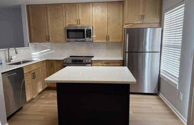 1458 FLATWOOD CT Gallery 3