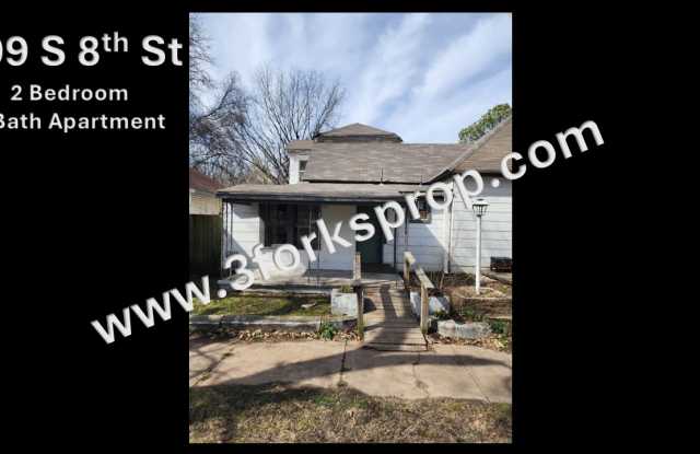 409 S 8th St photos photos