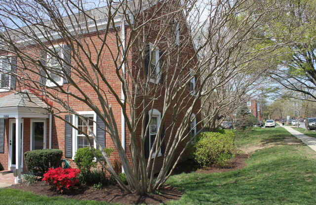 3066 S Abingdon St photos photos