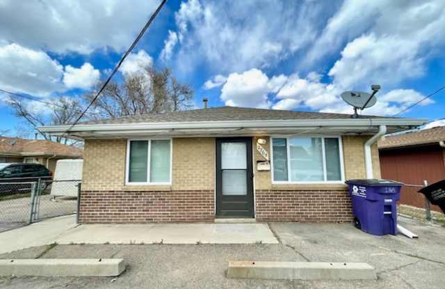 Remodeled Ranch Duplex photos photos