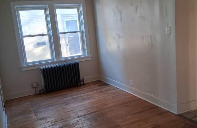 1708 S 81 St Gallery 4