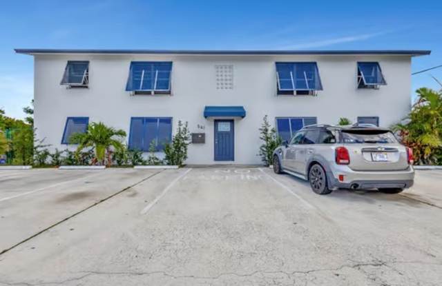 541 Blue Heron Boulevard photos photos