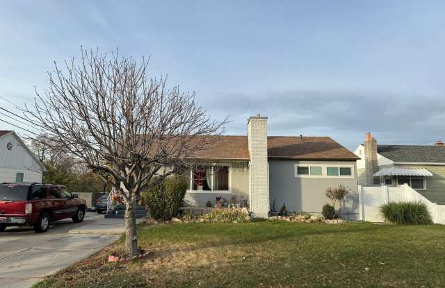 755 E 100 N - 755 East 100 North, Spanish Fork, UT 84660 755 E 100 N - 755 East 100 North, Spanish Fork, UT 84660