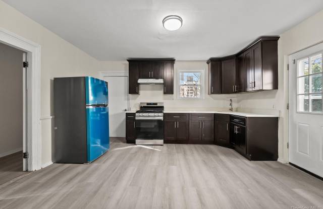 11 Lafayette Place unit: 1 photos photos