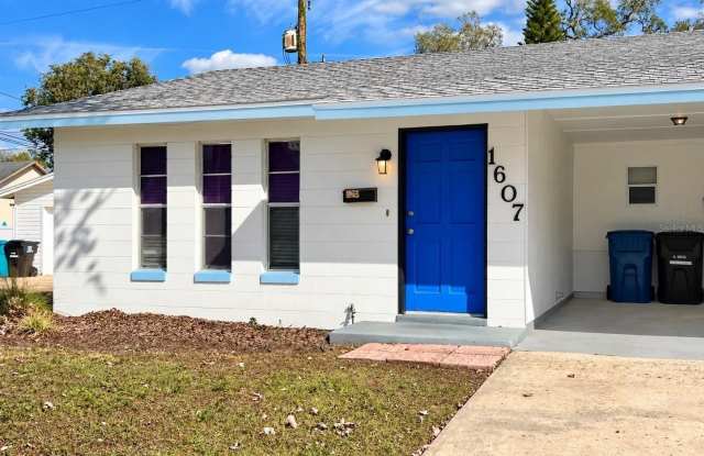 1607 BALTIMORE Avenue Gallery 1