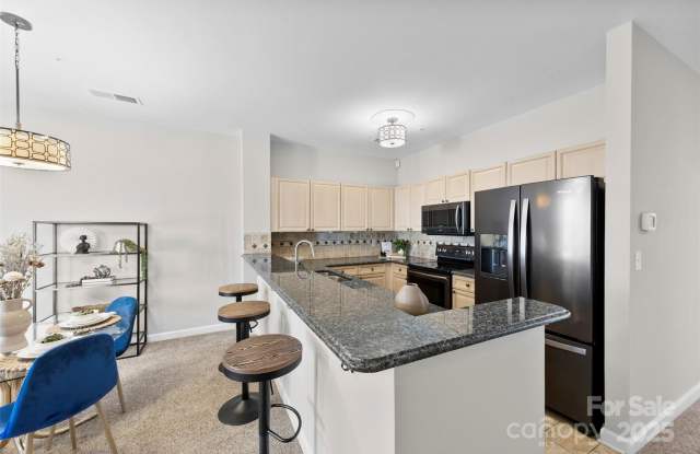 921 Northeast Drive photos photos