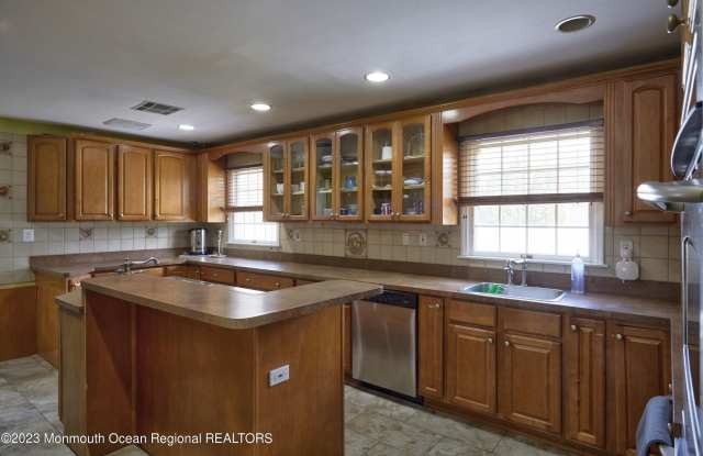 513 Norwood Avenue photos photos