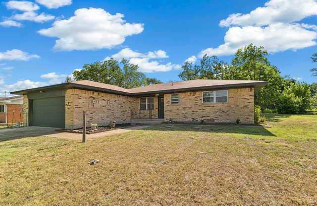 609 S Farmington Road - 609 Farmington Road, Howe, TX 75459