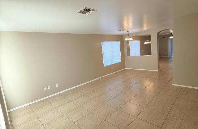 1622 S 229th Avenue Gallery 3