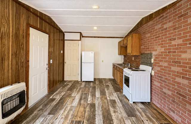 1 Bedroom Cottage in Southside Gallery 4