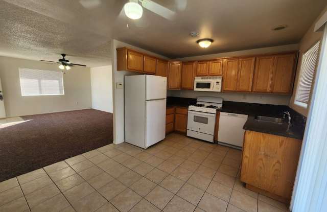 Spacious 3 Bedroom 2 Bathroom available now! photos photos