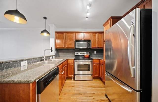 48 Peachtree Avenue photos photos