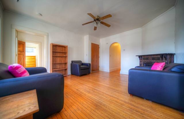 128-130 Gallery 2