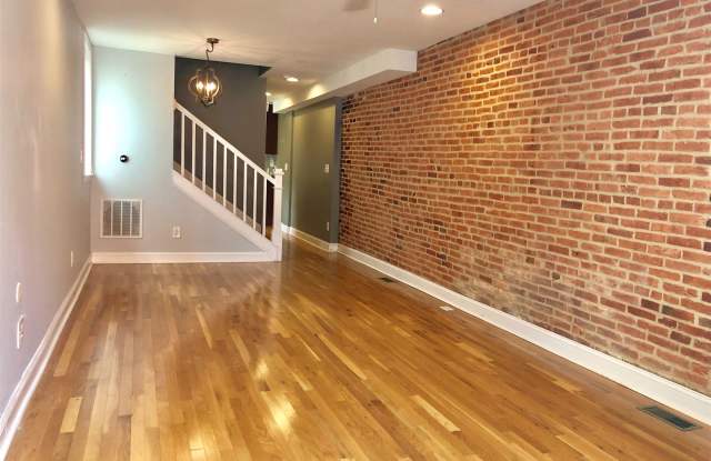 218 S Duncan St Gallery 2