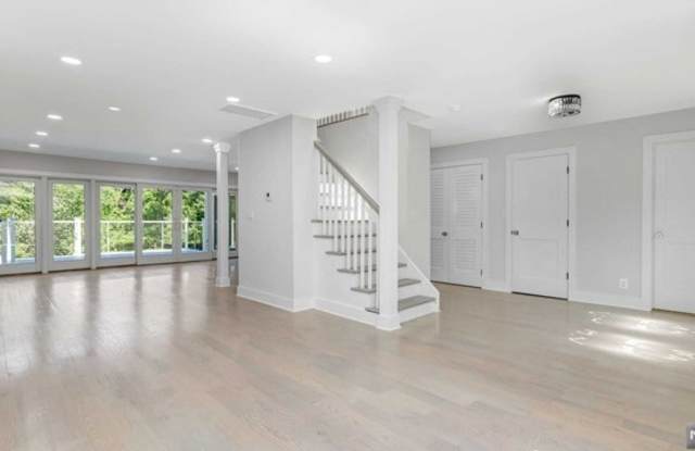436 East Saddle River Road Gallery 3