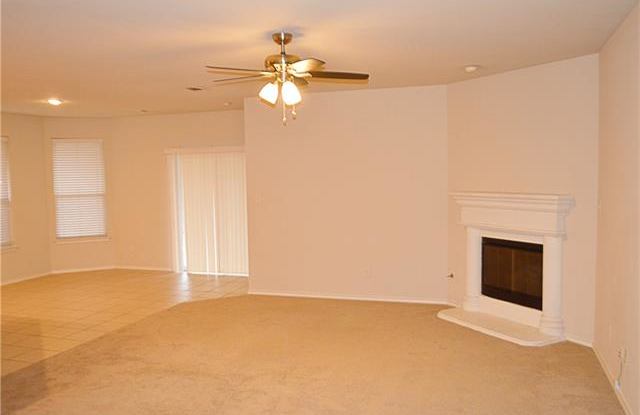 605 Crownpoint Lane Gallery 3