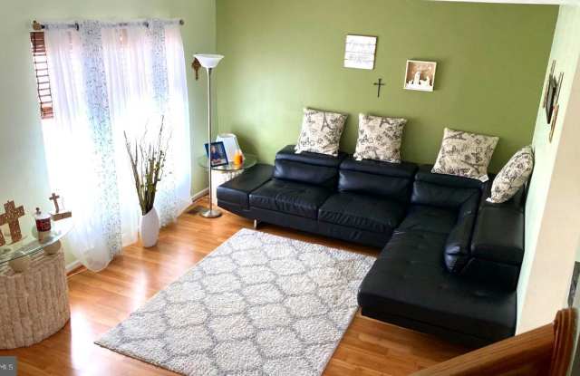 23 E NEWTOWN PL Gallery 3