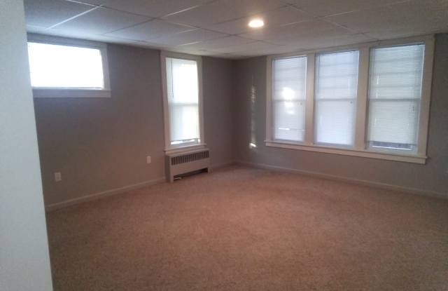 1640 Peck Street, Apt 3 Gallery 3