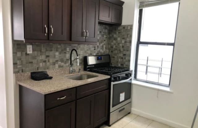 21-31 27th Street - 21-31 27th Street, Queens, NY 11105