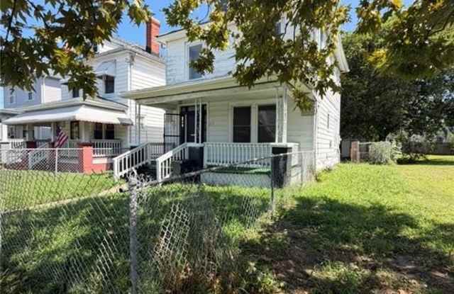 2510 Marshall Avenue photos photos 2510 Marshall Avenue photos photos