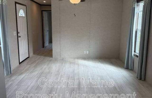 17 Austin Dr. Gallery 4