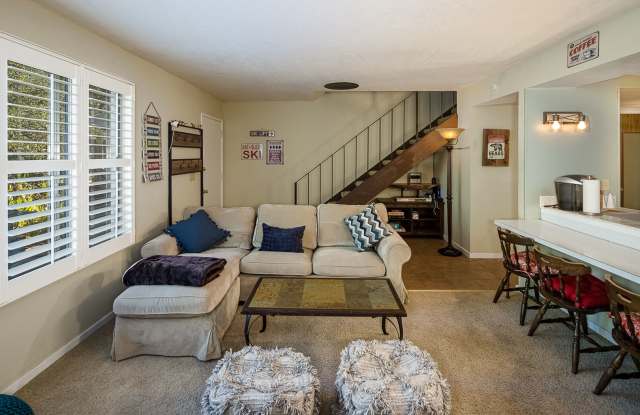 LONG TERM: Great Amenities! Spacious Interior! 4 Bedrooms photos photos LONG TERM: Great Amenities! Spacious Interior! 4 Bedrooms photos photos