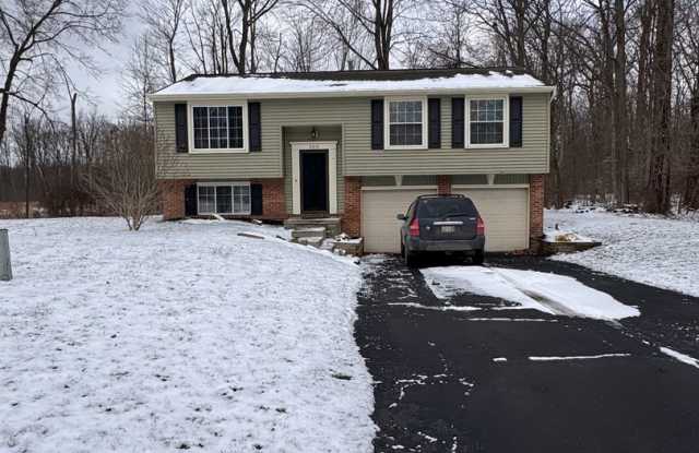 300 Pegotty CT photos photos