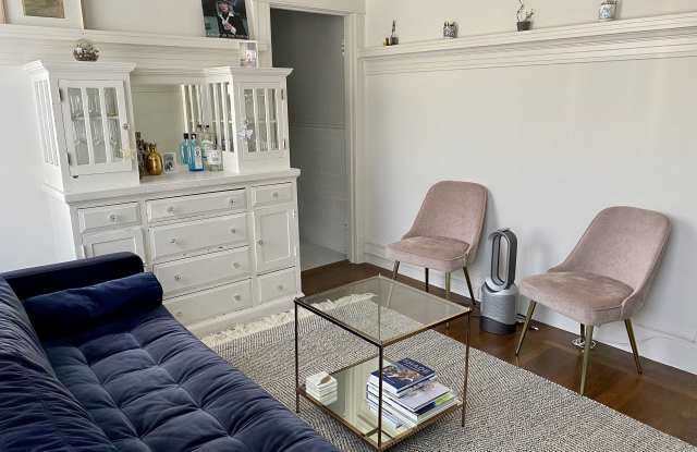 1015 Masonic Avenue Gallery 2