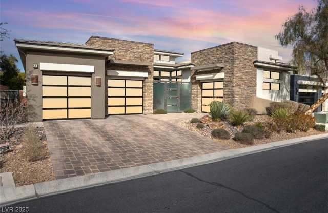 32 Hunting Horn Drive photos photos