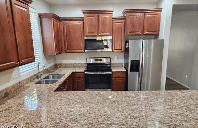7558 W SPUR Drive Gallery 3