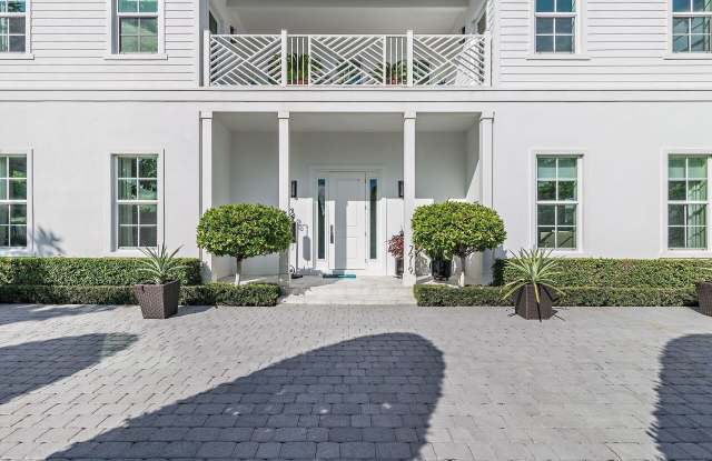 7919 Flagler Court Gallery 4