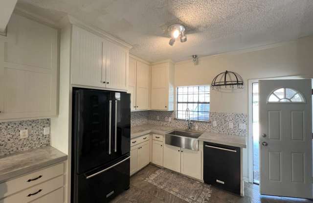 Mid City Condo Gallery 4