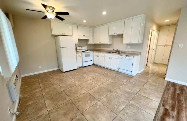 9906 Buena Vista Drive - A Gallery 1