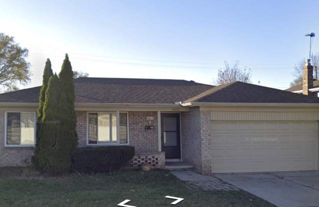 16453 Waterman Dr - 16453 Waterman Drive, Roseville, MI 48066
