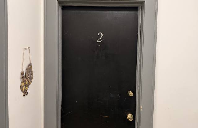 141 Hill St Gallery 2