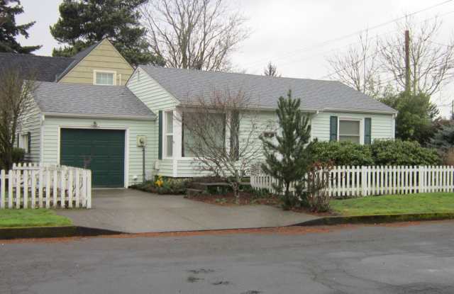 Charming 2 Bedroom 1 Bathroom in Lincoln Neighborhood photos photos